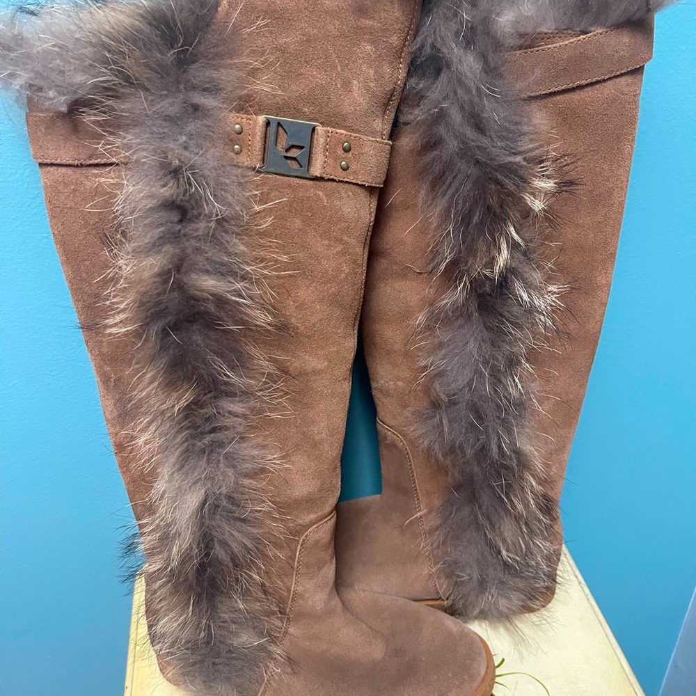 Koolaburra Sasha over the knee boots size 9. Color is chestnut.